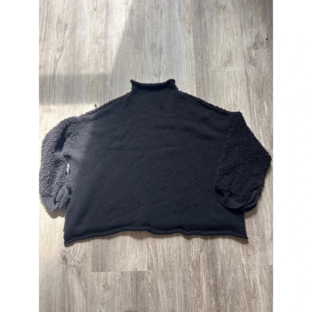 Free People Found My Friend Black Boucle Oversized Sweater‎ Womens Size Small
